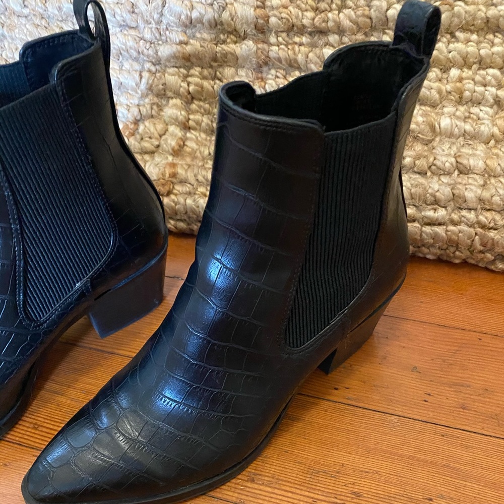 HM Croc boots